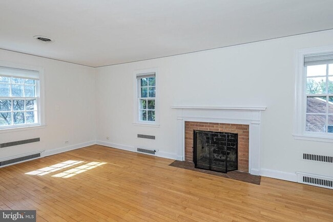 Building Photo - 150 Prospect Ave