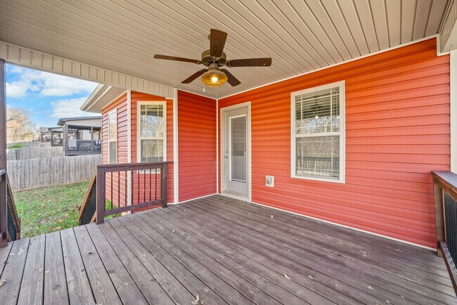 Building Photo - 1796 Rains Rd