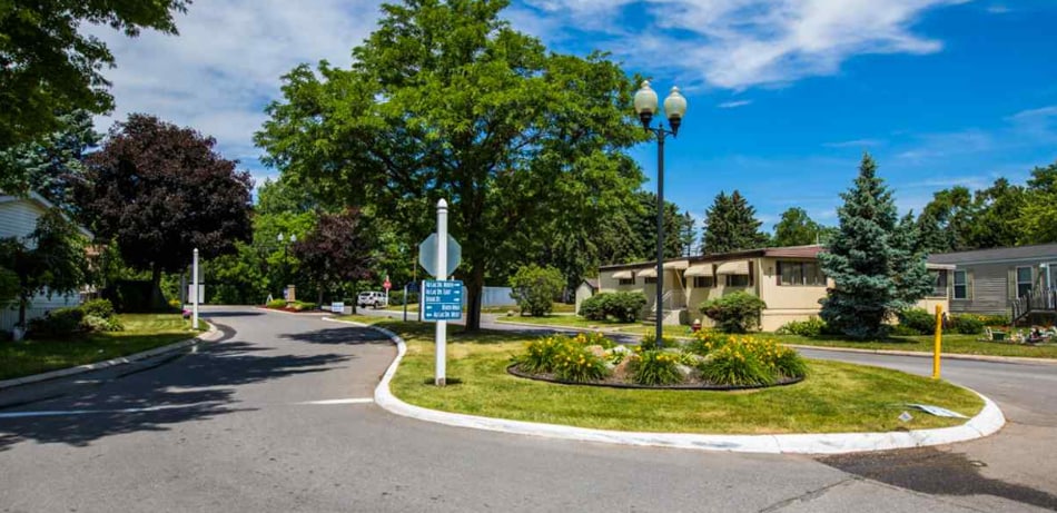 Building Photo - 49477 Au Lac Dr E