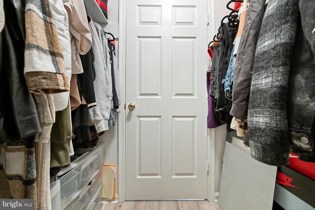 Building Photo - 12906 Fair Briar Ln