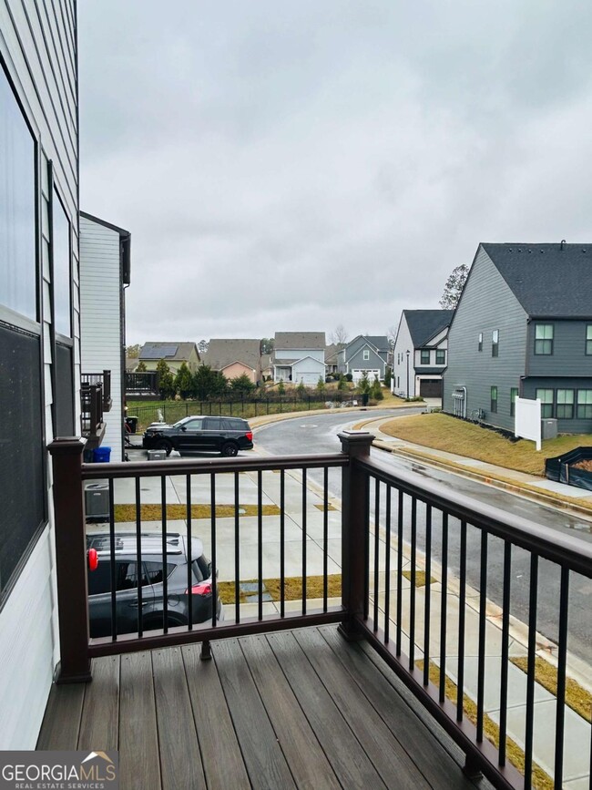 Building Photo - 420 Thatch Ter