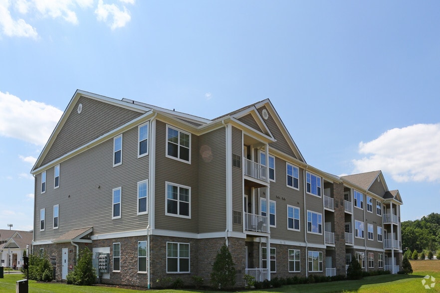 Woodmont Ridge at Upper Macungie 5265 Rockrose Ln Allentown PA 18104 Apartment Finder