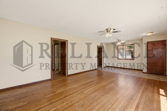 Building Photo - 4853 S Madison Ave