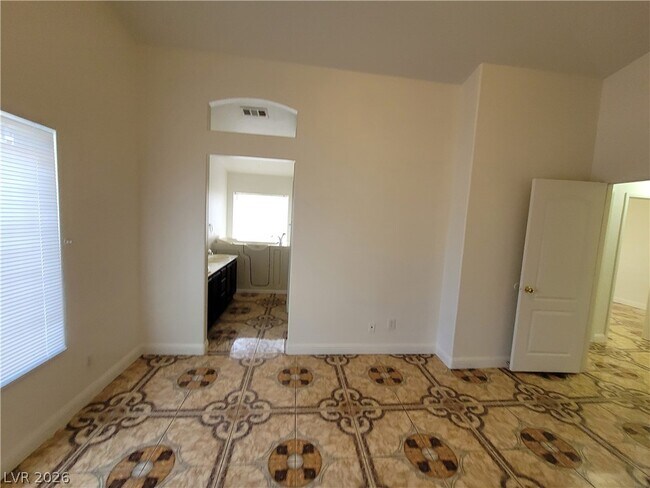 Building Photo - 4406 Cinema Ave