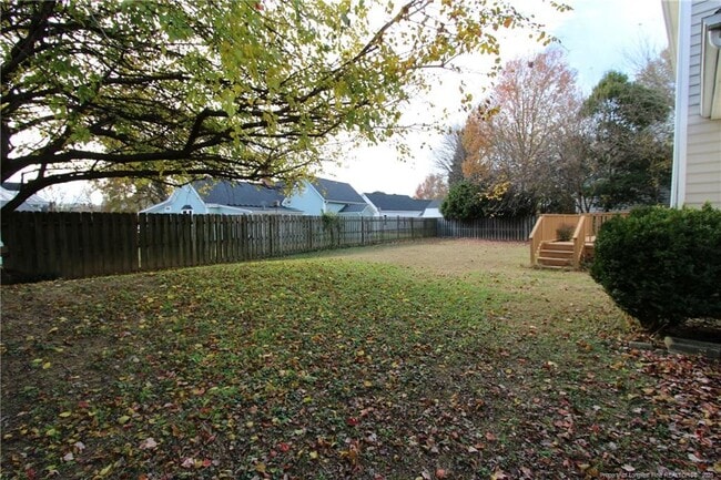 Building Photo - 101 Lake Meadow Dr