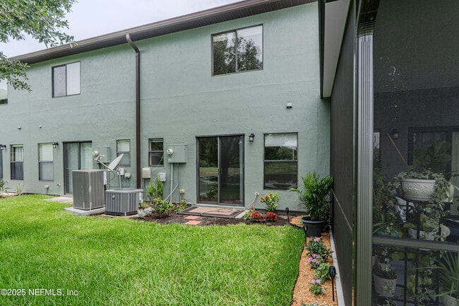 Building Photo - 415 Cabernet Pl