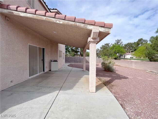 Building Photo - 5960 Spring Ranch Pkwy