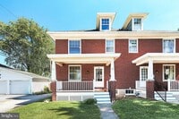 Building Photo - 319 N Stratton St