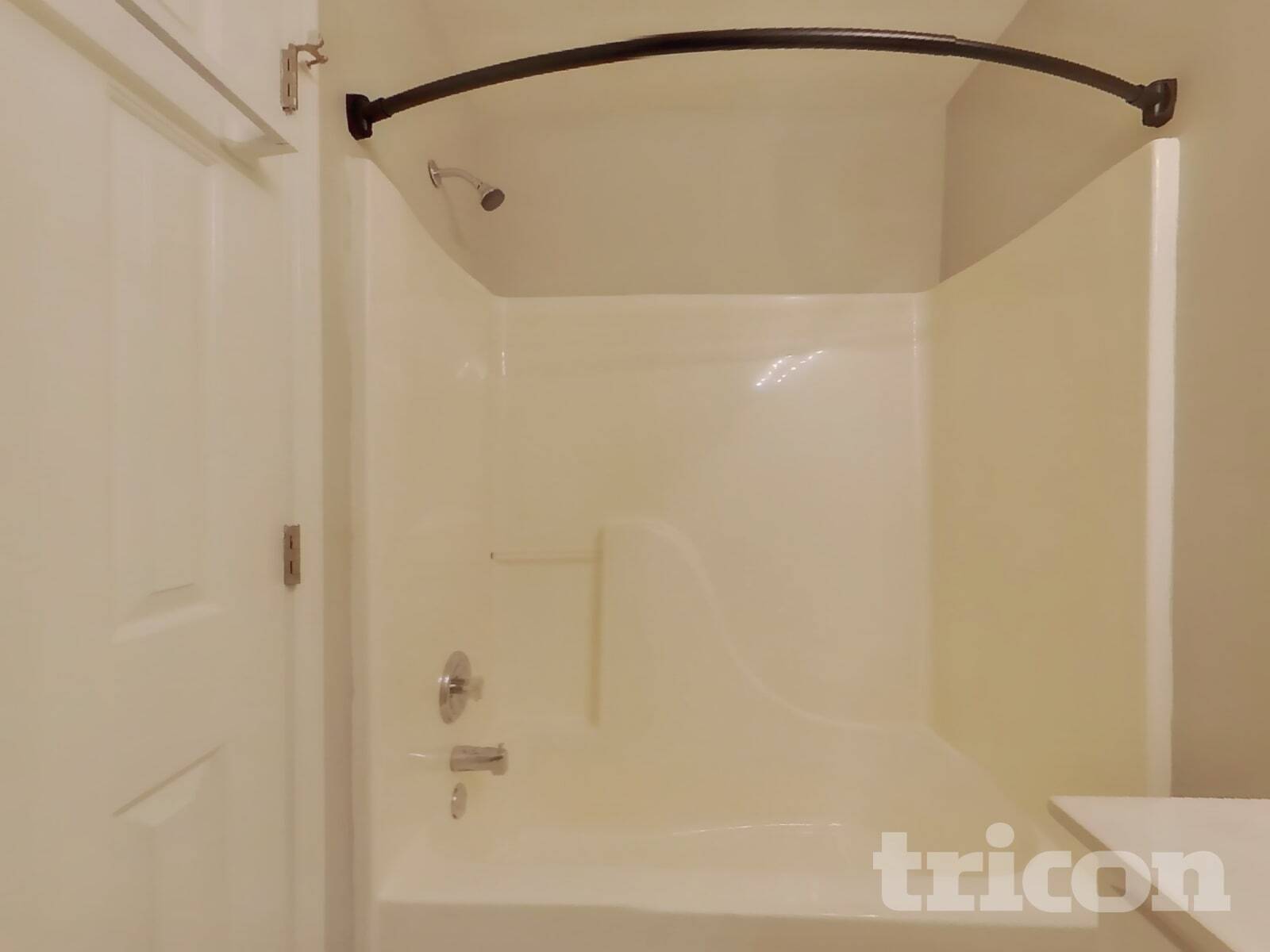 Building Photo - 320 Providence Rd