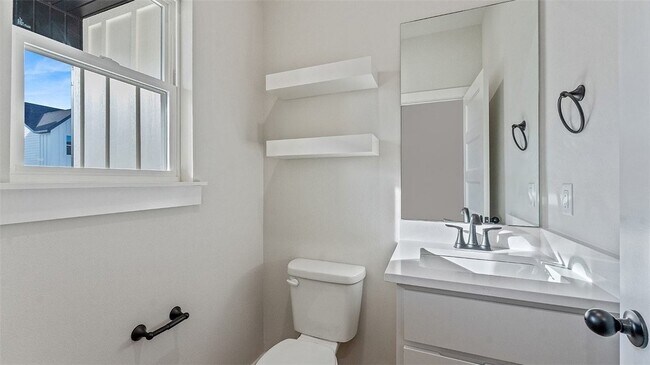 Building Photo - 1704 Cuppett Cir