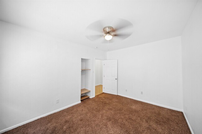 Building Photo - 406 Quitman St