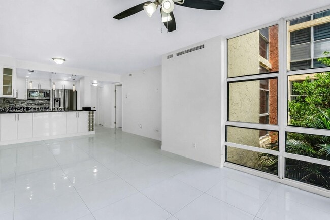 Building Photo - 200 172nd St