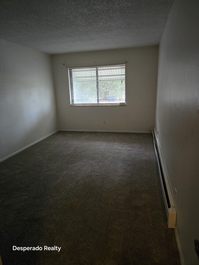 Building Photo - 1841 Kedron Cir
