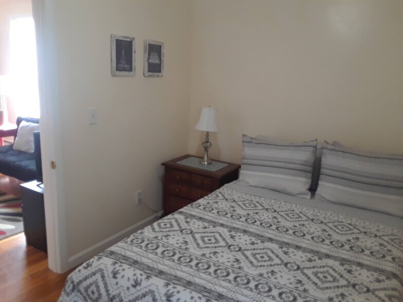 Bedroom 2 - 56 Fulton St