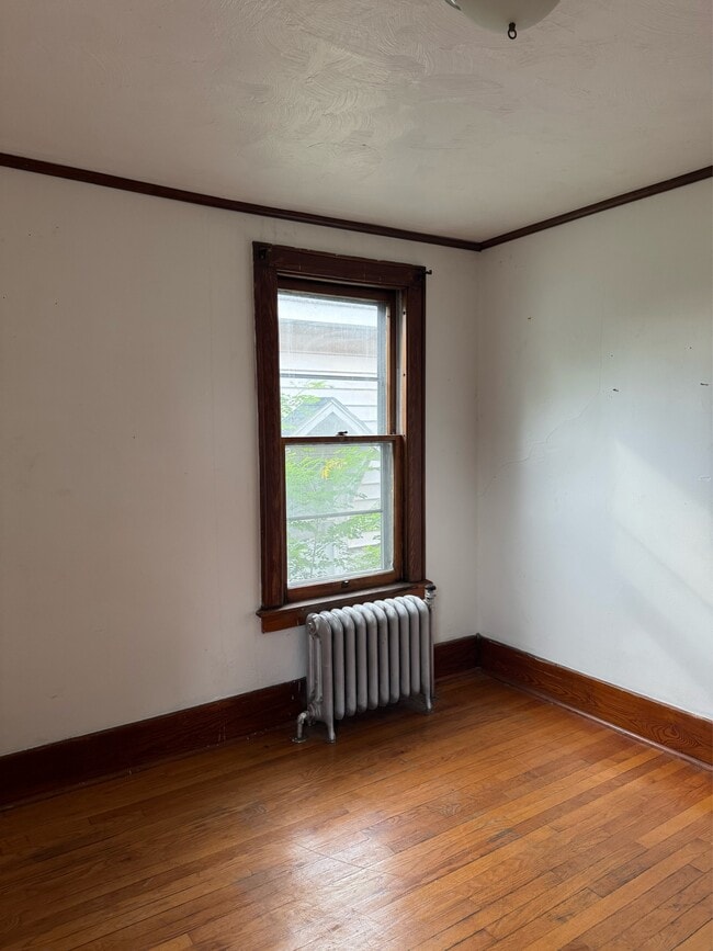 Building Photo - 1401 Mather Ave