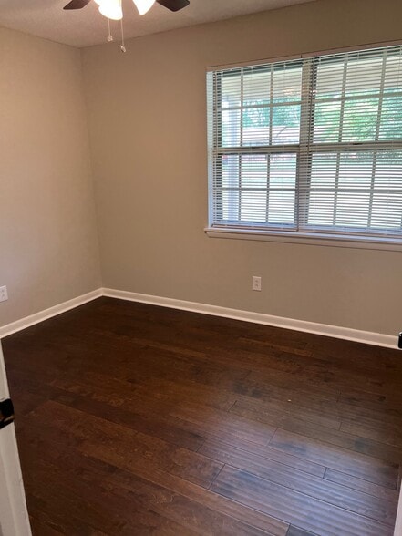 Building Photo - 455 Ruby Johnson Dr