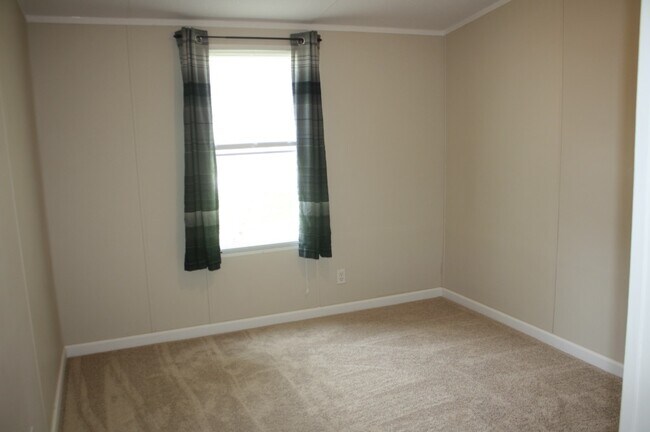 Building Photo - 111 Turtle Cove Dr