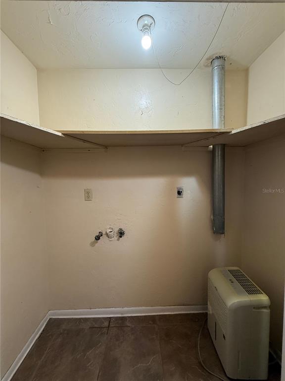 Building Photo - 2644 SW 31st Pl