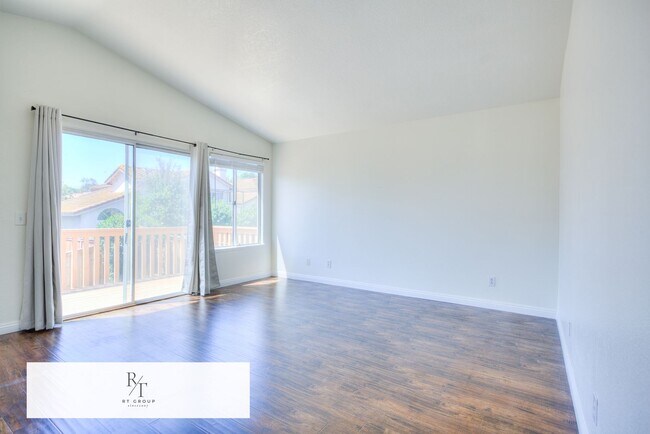 Building Photo - Beautiful 3 Bed / 2.5 Bath Home in the Corona-Norco Unified School District