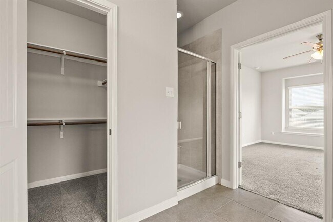 Building Photo - 440 Canadian Springs Dr