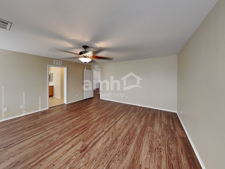 Building Photo - 11817 W Via Montoya Dr