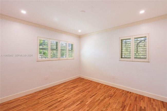 Building Photo - 3911 Ponce de Leon Blvd