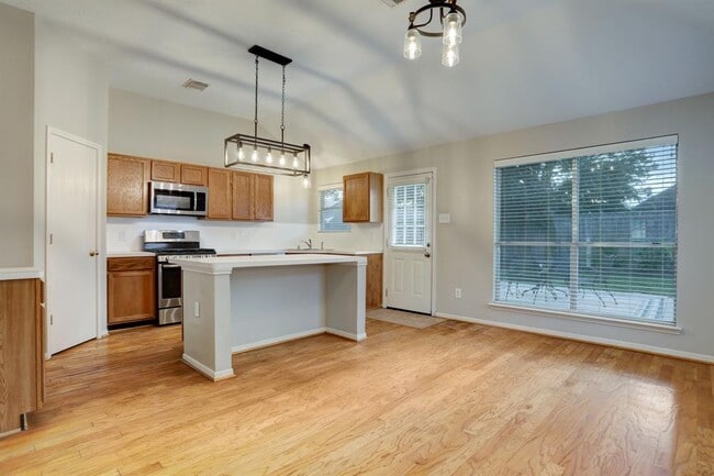 Building Photo - 5108 Cherrywood Ct