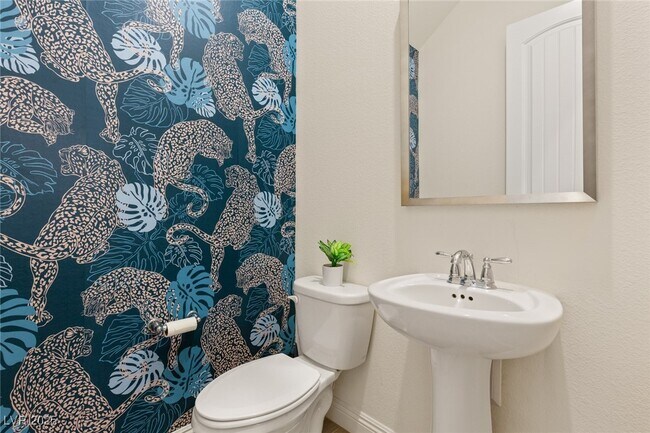 Building Photo - 12178 Harris Smt Ave