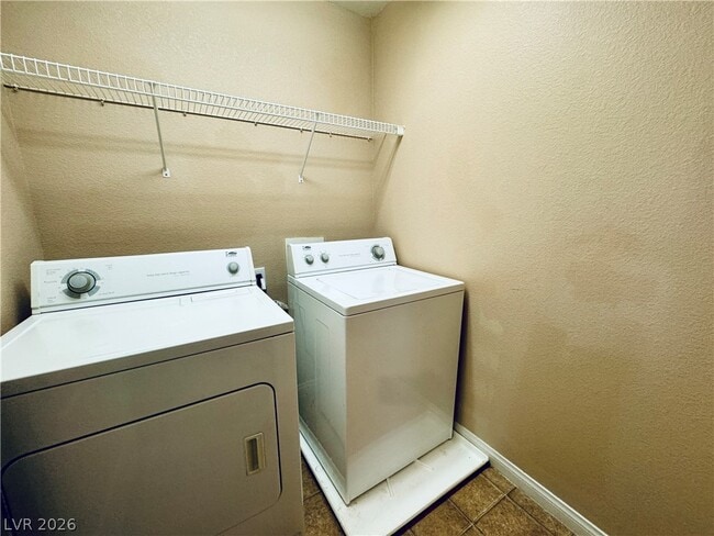 Building Photo - 8617 Palomino Ranch St