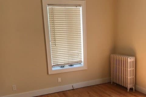 bedroom/wood floors - 2953 Moss St