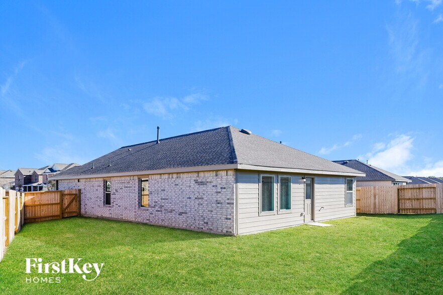 Building Photo - 24223 Becker Hollow Ln