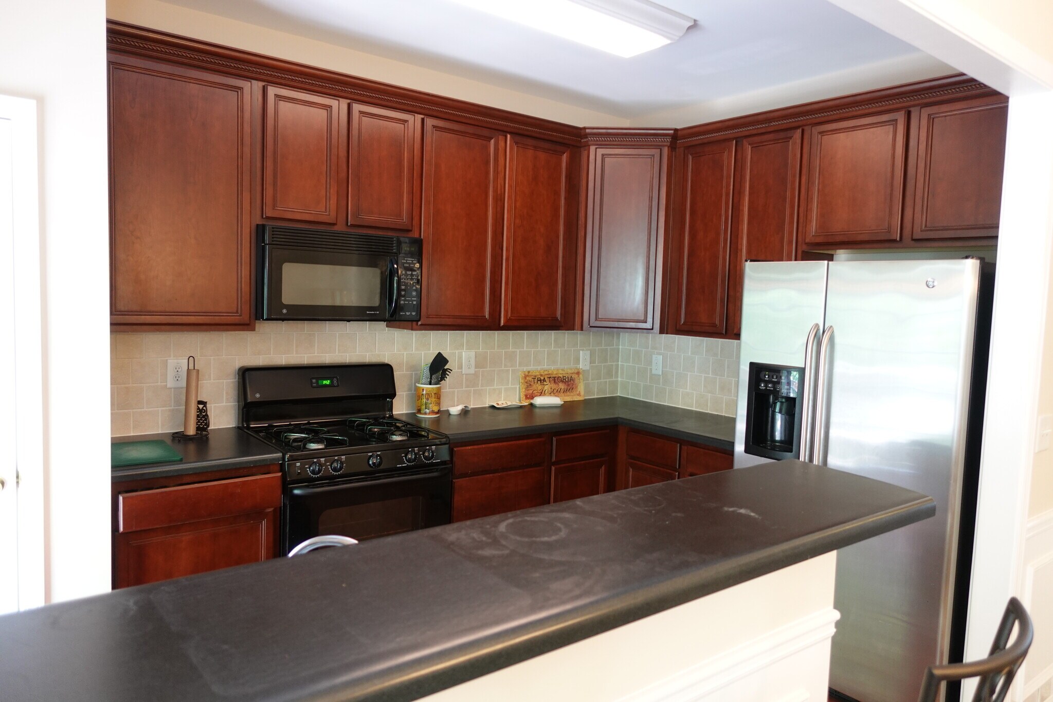Building Photo - 3304 Chastain Gardens Dr NW