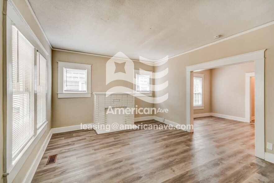 Building Photo - 7206 4th Ave S