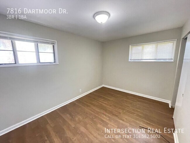 Building Photo - 7816 Dartmoor Dr