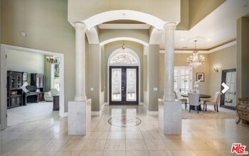 Building Photo - 232 Saddlebow Rd