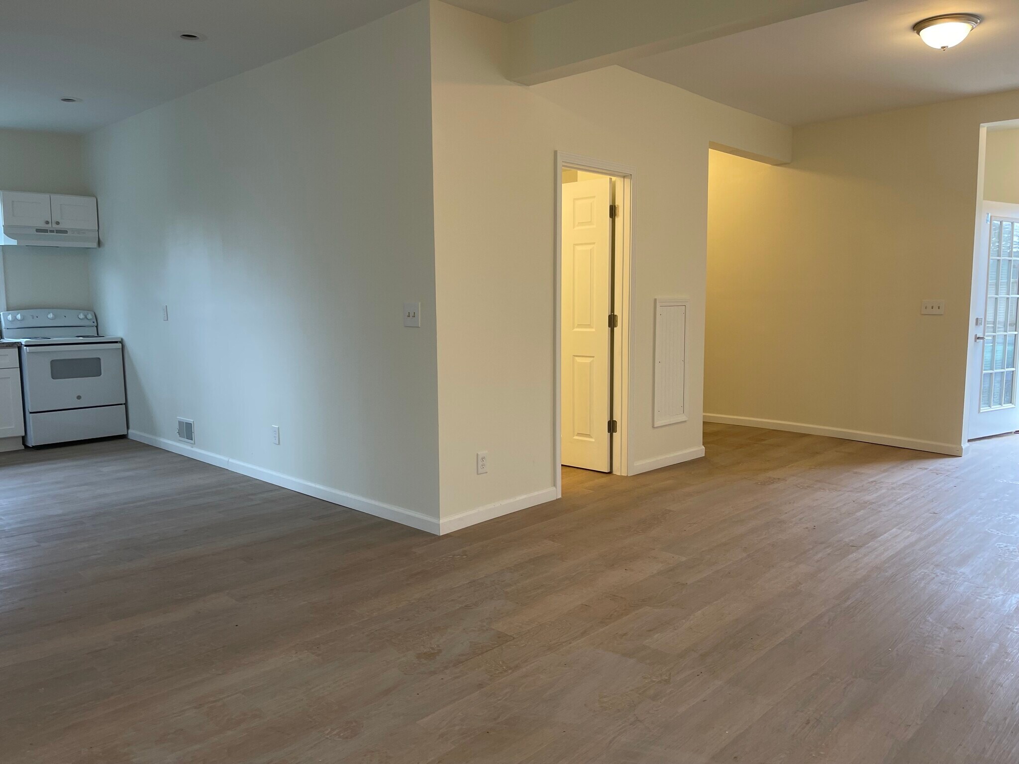 Building Photo - 6525 Marlette St