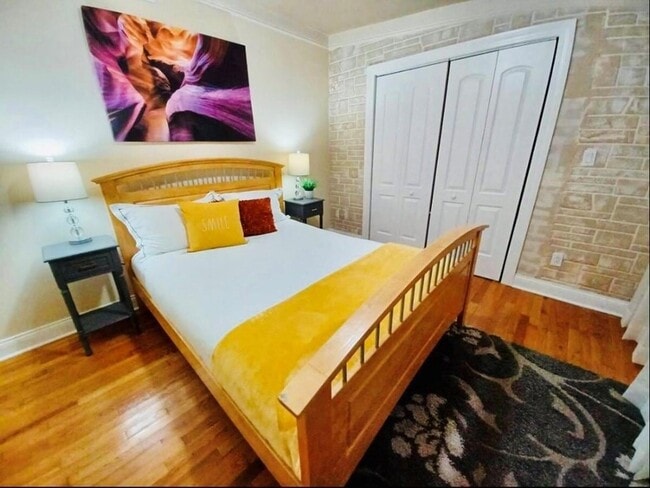 Building Photo - 279 Hach Ln