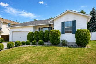 Building Photo - 2806 Oxford Ln