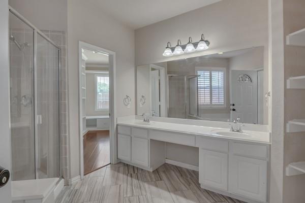 Building Photo - 1538 Cliff Creek Dr