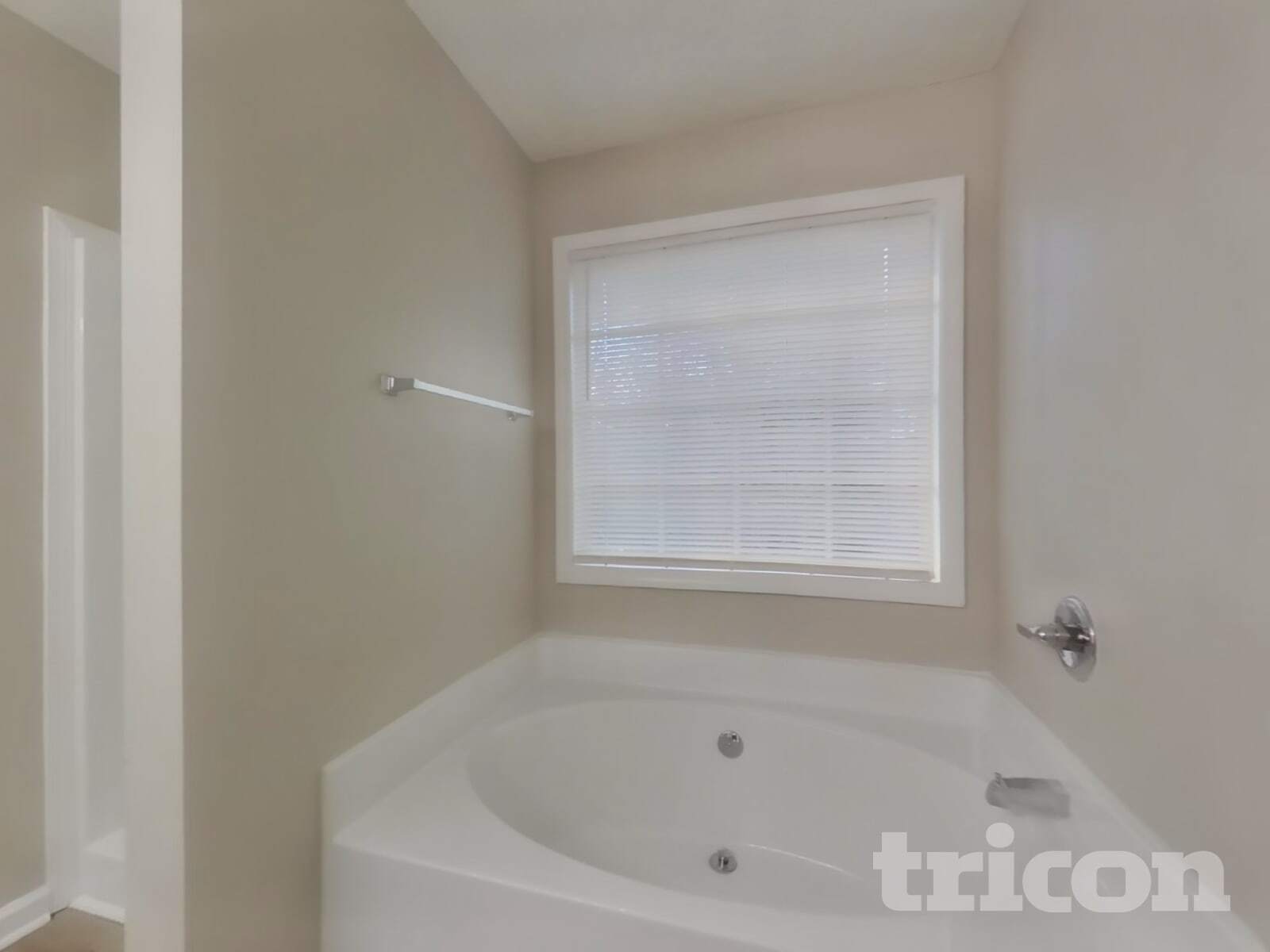 Building Photo - 128 Cliff Ct