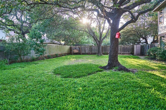 Building Photo - 9101 Middlebie Dr