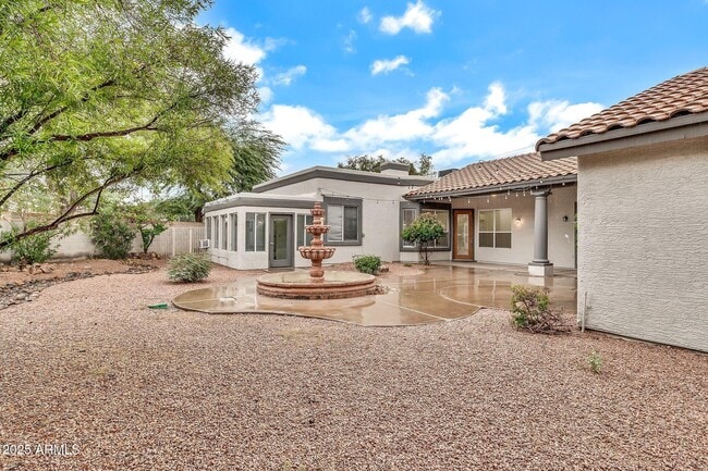 Building Photo - 9379 E Windrose Dr