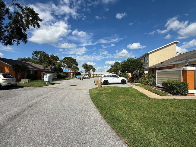 Building Photo - For Rent – 3BR/2BA Villa in Kissimmee