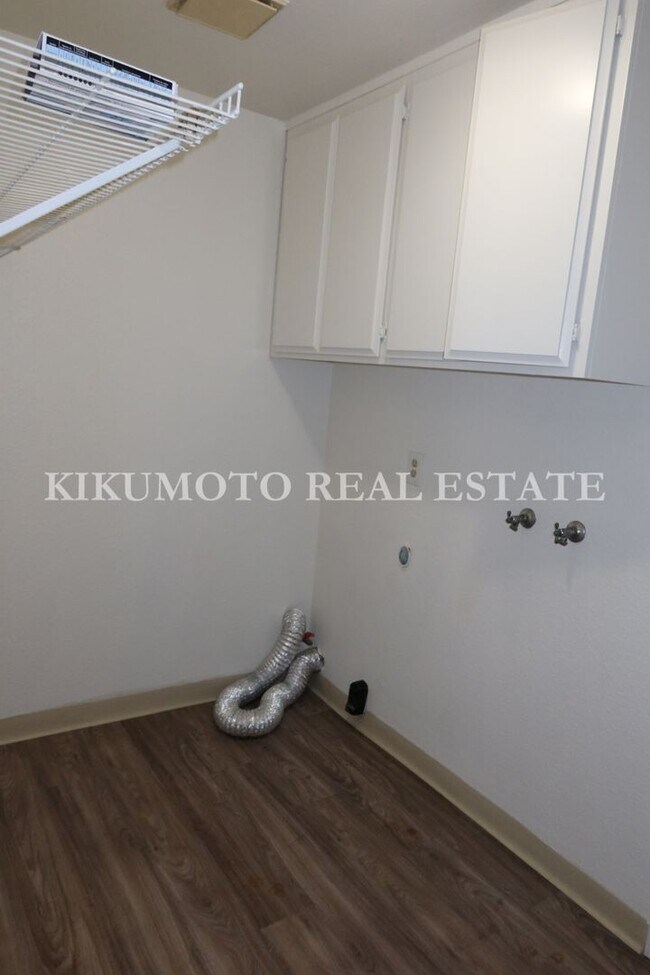 Building Photo - Greenhaven 3 Bedroom, 2 Bath Home
