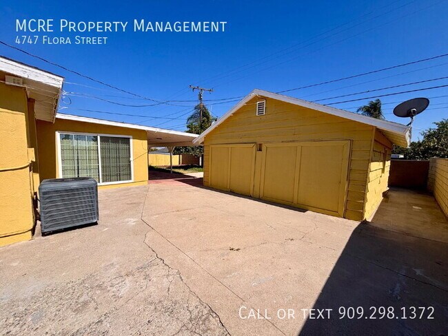 Building Photo - 4747 Flora St