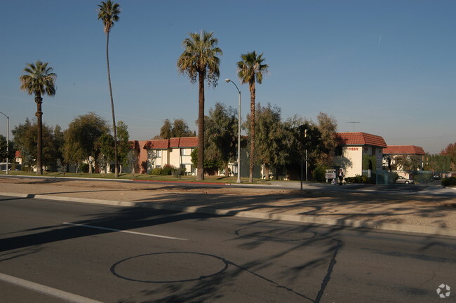 Building Photo - Magnolia Apartments