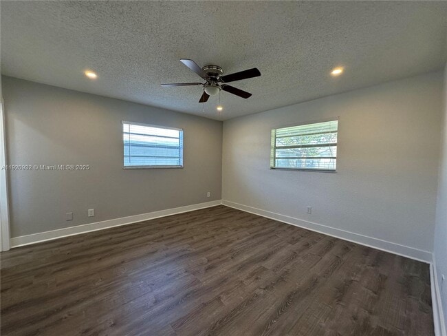 Building Photo - 108 NW 1st St