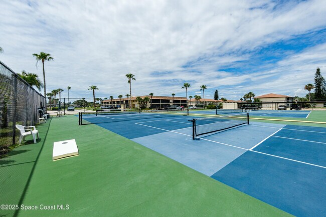 Building Photo - 500 Palm Springs Blvd