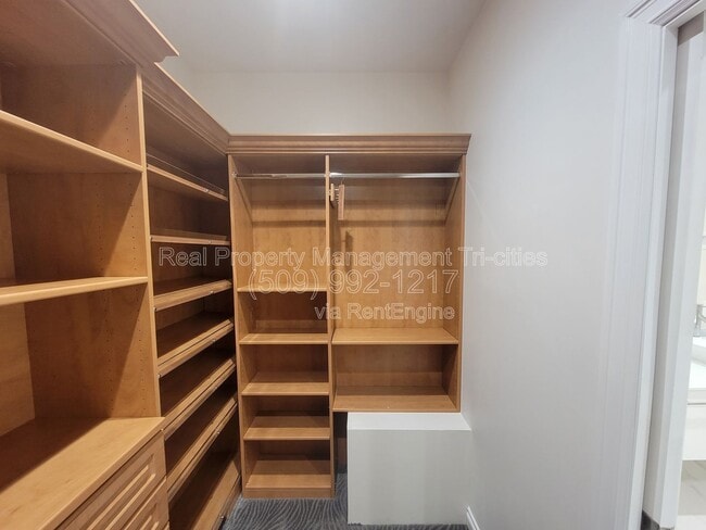 Building Photo - 3606 Cook Ln