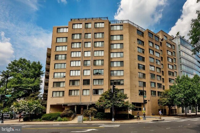 Building Photo - 2201 L St NW